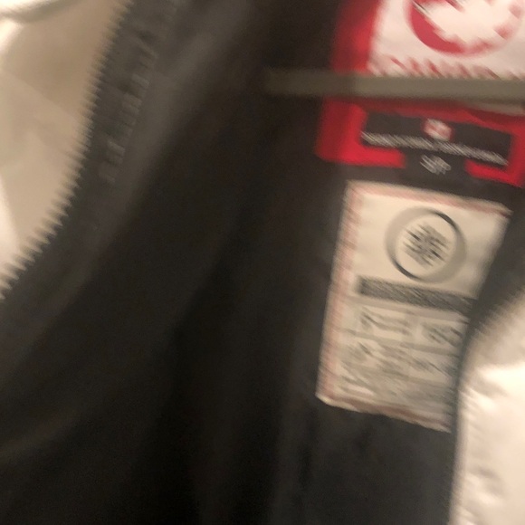 White Puffer Canadian Puffer Jacket - Picture 5 of 5